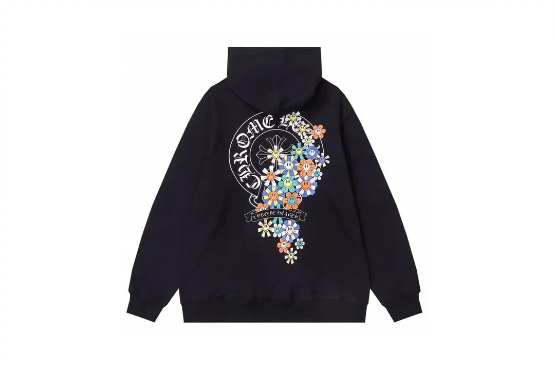M01—P210 -Chrome Hearts/Chrome Hearts printed sweatshirt cardigan jacket -420 grams of high-density, high-quality wool, soft, delicate and skin-friendly, soft and silky to the touch, warm and skin-friendly -The hardware zipper accessories are all customized and full of details -Colour: black white -Size: S M L XL